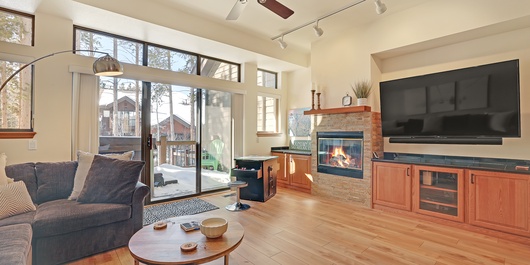 Village Point 205 Photo