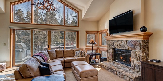 One Breckenridge Place 16 Photo