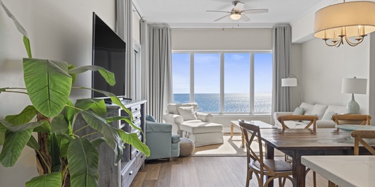 Regency Isle Penthouse 1106 Photo