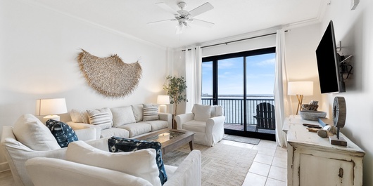 Grand Pointe 401 Photo