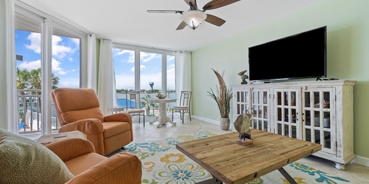 SeaSpray Riverside 214 Photo
