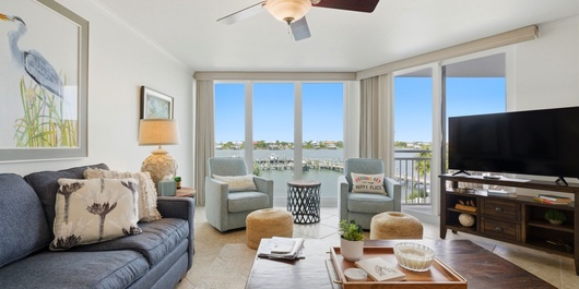 SeaSpray Riverside 312 Photo