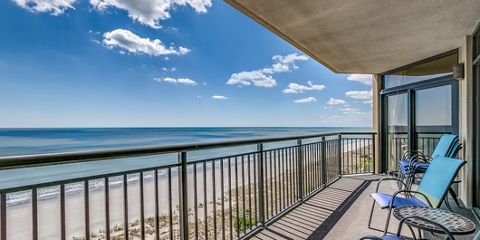 South Wind 1106 Photo
