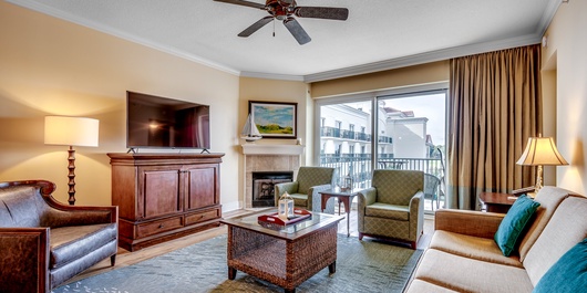 The Marina 4-501 Photo