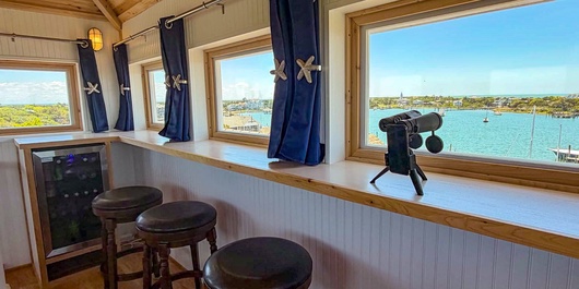 DC54: Captain's Perch Photo