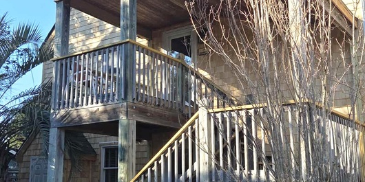 CV8: Crow's Nest Photo