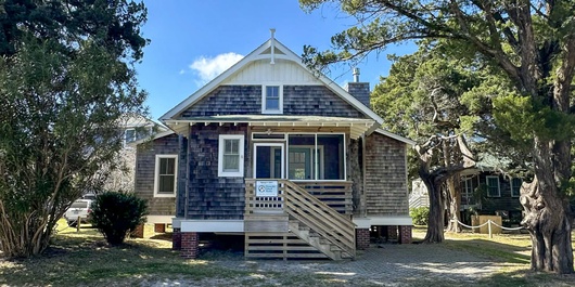 CR61: Cedar Tree Cottage Photo