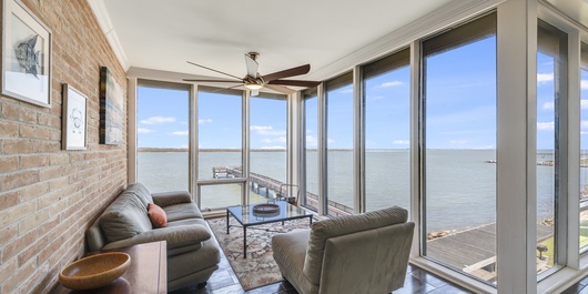 Channelview CV211 Photo