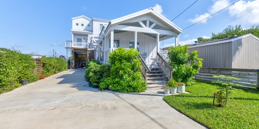 Seaglass Cottage MS322 Photo
