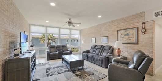 Channelview CV214 Photo