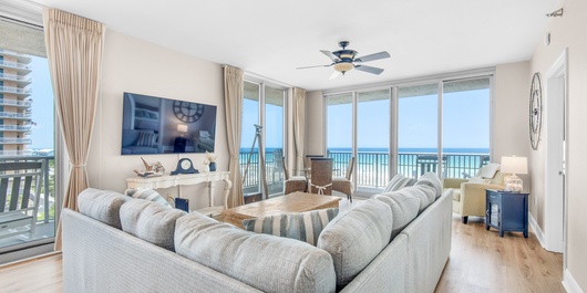 Emerald Dolphin unit 610 Photo