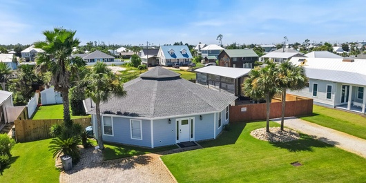 *The Sand Dollar Photo