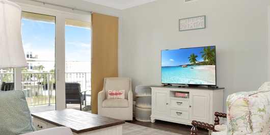 Summerhouse 206 - Brown Eyed Girl Photo