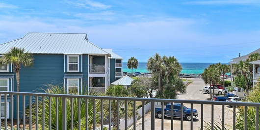 Pavilion Palms 205B Photo