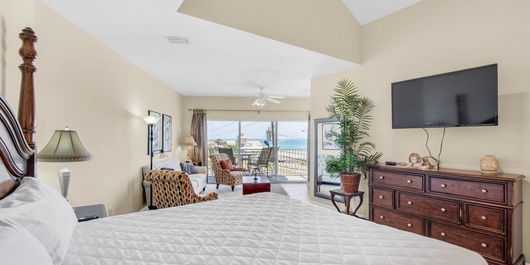 Beach Pointe 101- White Whale Photo