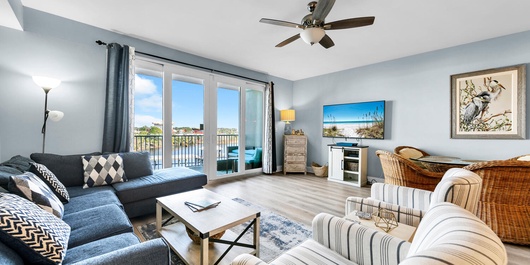 Laketown Wharf 317 Photo