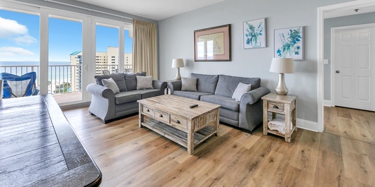 Laketown Wharf 801 Photo