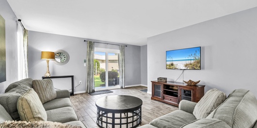 Summerhouse Townhomes #6- Blue Pearl Photo