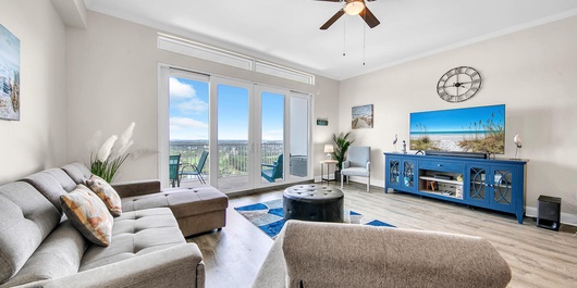 Laketown Wharf 2135 Photo