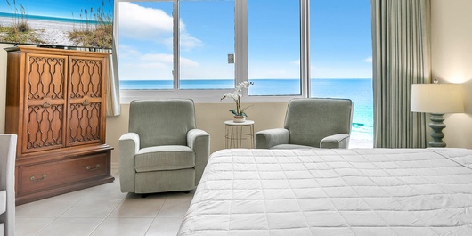 Top of the Gulf 825 Photo