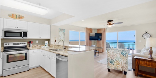 Pelican Isle 301 Photo