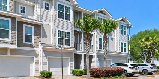 Driftwood Townhomes #3- Liv Salty Photo