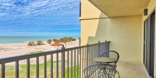 Land's End 9-301 Beach Front-Premier Photo