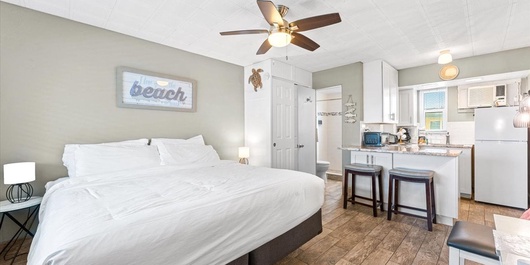 Tropic Terrace Suite 55 Photo