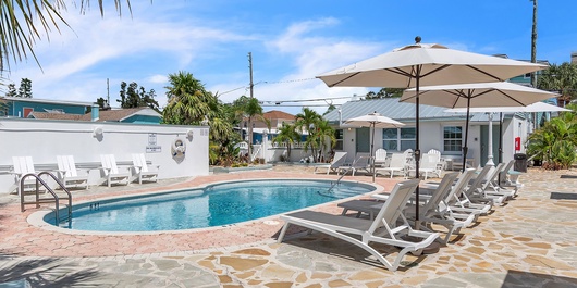 The Bungalows - Suites 1-5 Photo