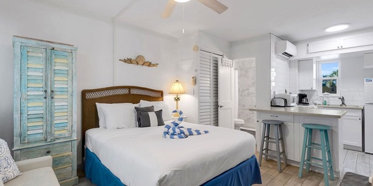Tropic Terrace Suite 50 Photo