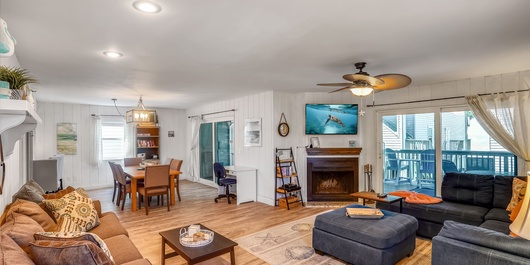 Pelican Pointe 2C Photo