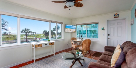Tropic Terrace Suite 27 Photo