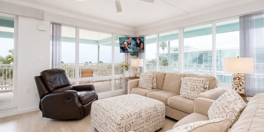 Tropic Terrace Suite 59 Photo