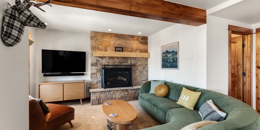 Tweedle Lodge Photo
