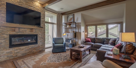Promontory 9 Photo