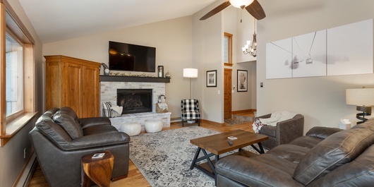 8 Crown Drive Photo
