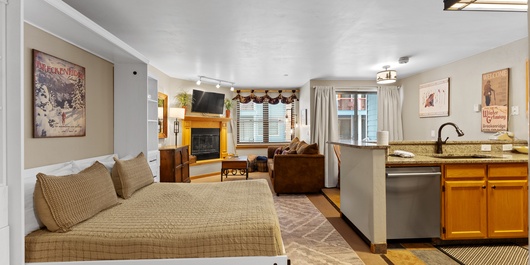 River Mountain Lodge #113W Photo
