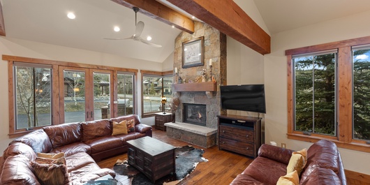 312 Shores Lane Photo