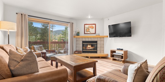Lagoon Townhome #735E Photo