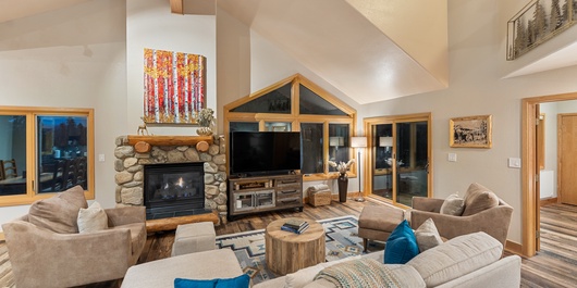 341 Black Hawk Circle Photo