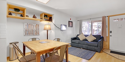 Winterpoint 33B Photo