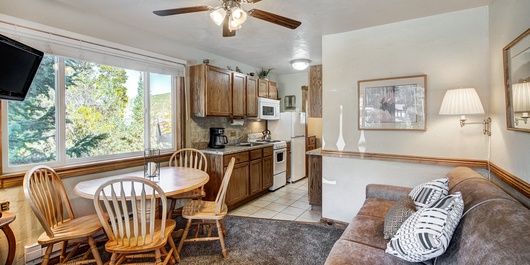 Park Meadows 8B Photo