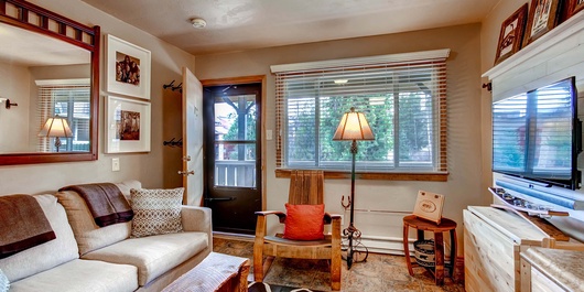 Park Meadows 7C Photo