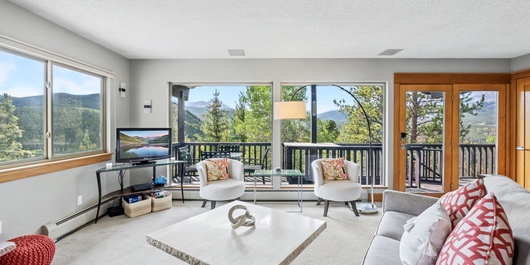 37 Hummingbird Drive Photo