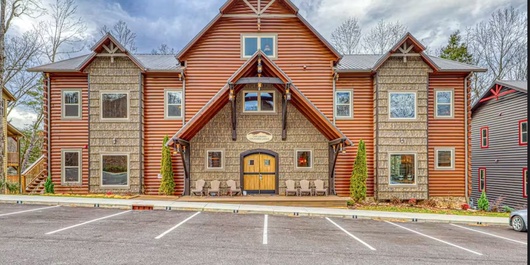 The Grand Orchard Lodge Photo