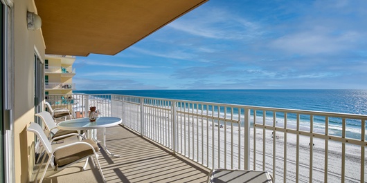 Crystal Shores W 301 Photo
