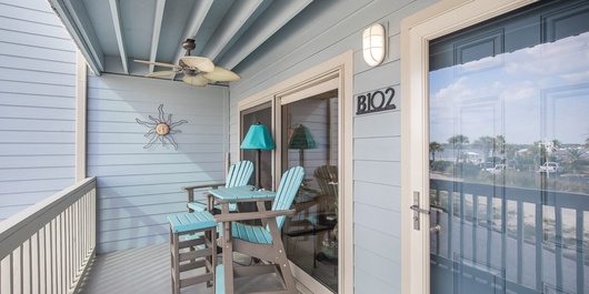 Summer House West B102 Photo