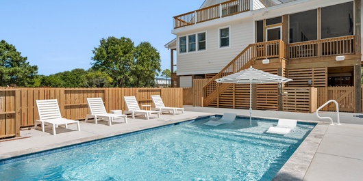 CL01: Creamsicle Cottage Photo