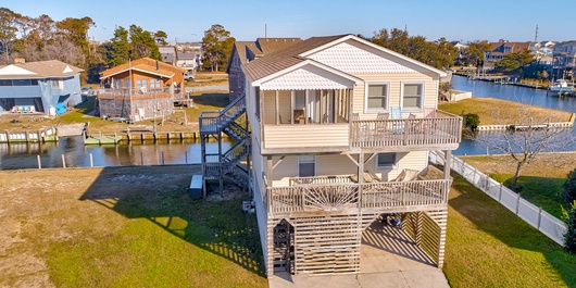 * NHCG10: Dockside Landing Photo