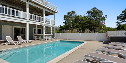M045: Living On Beach Time Photo